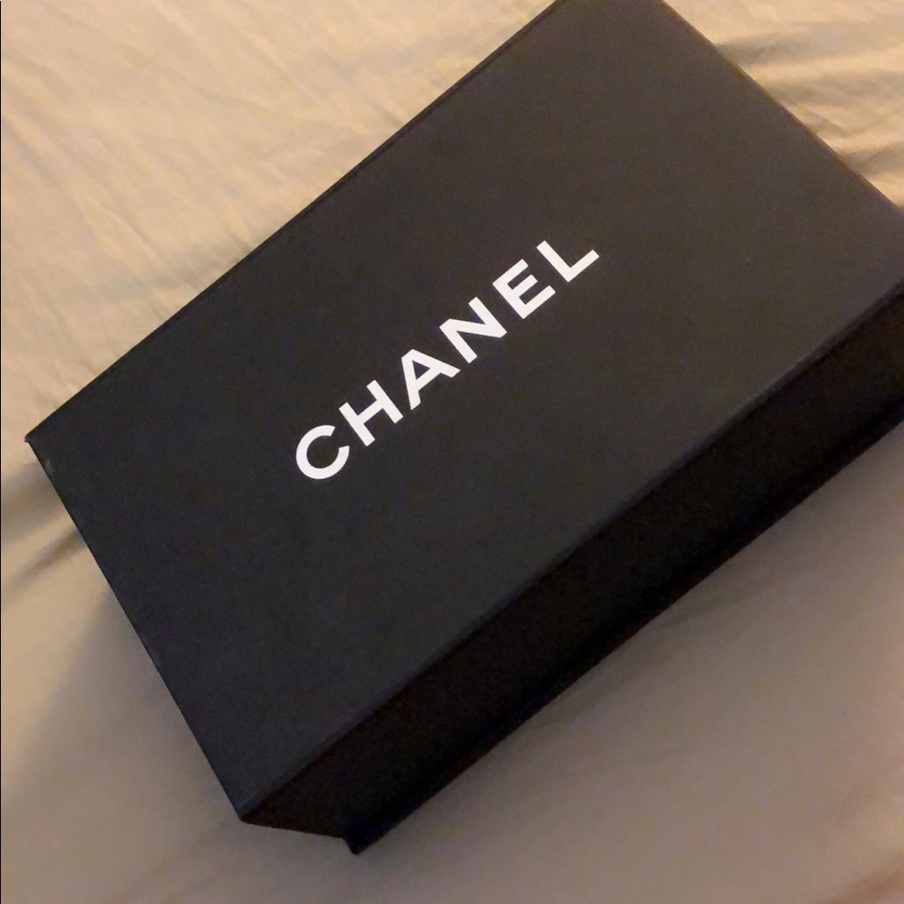 Chanel purse